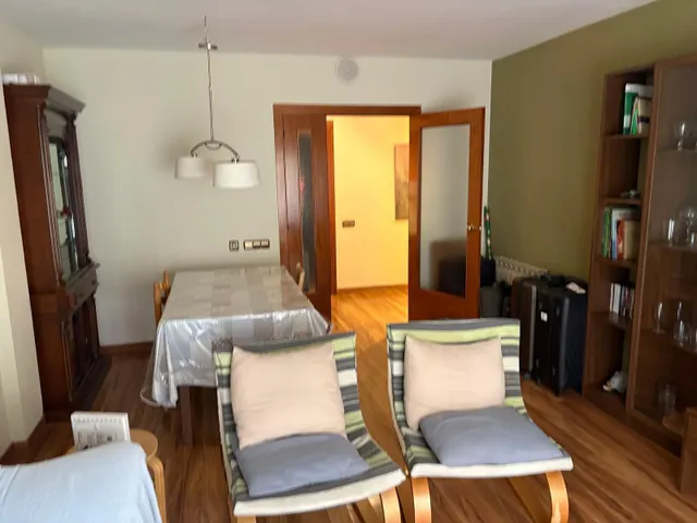 AMPLIO PISO DE 4 habitaciones Y DOS BALCONES EN RIERA MIRÓ, REUS — 10