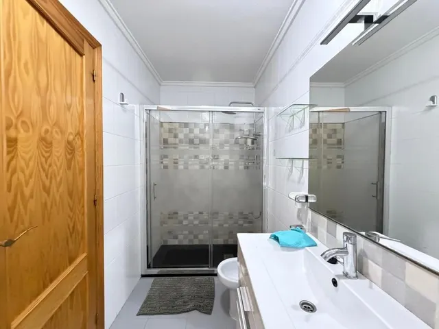 Apartamento 2 habitaciones 84m² en venta - Estacion de autobuses — 20