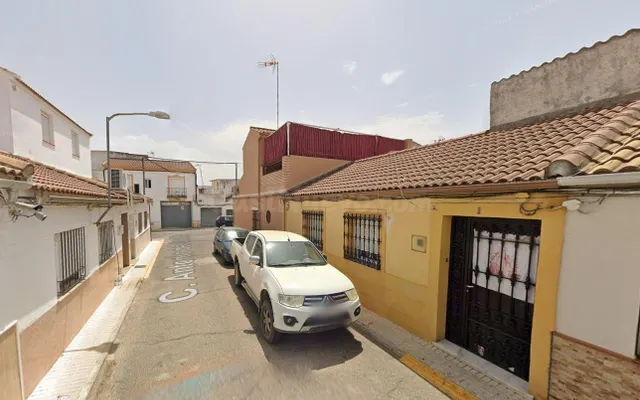 Se vende piso OKUPA en Posadas (Córdoba).