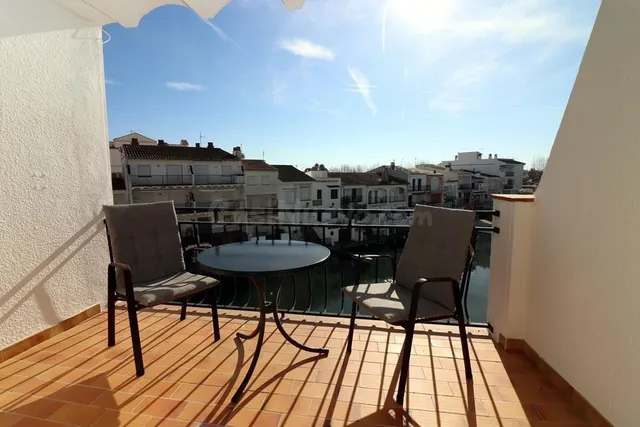 Apartamento con vistas al canal en Empuriabrava - foto 2