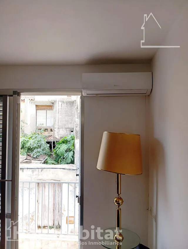 ¡Vistas a las montañas! Casa luminosa con garaje y dos grandes terrazas, cerca del ayuntamiento — 35