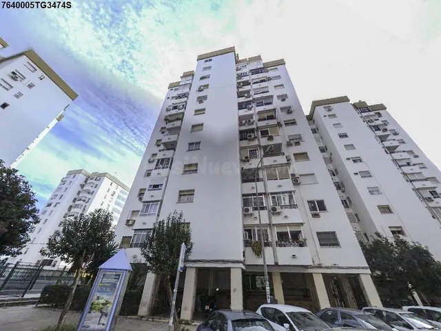 Se vende Piso ALQUILADO en barrio Atlantico 4 Sevilla, (Sevi