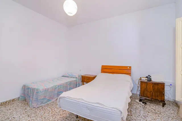 Amplia y Luminosa Casa en el Corazón de Monachil — 33