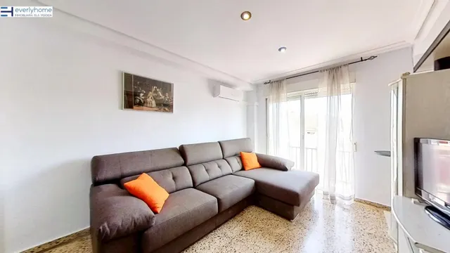 ¡Ideal para estudiantes! habitaciones en Burjassot, a un pas