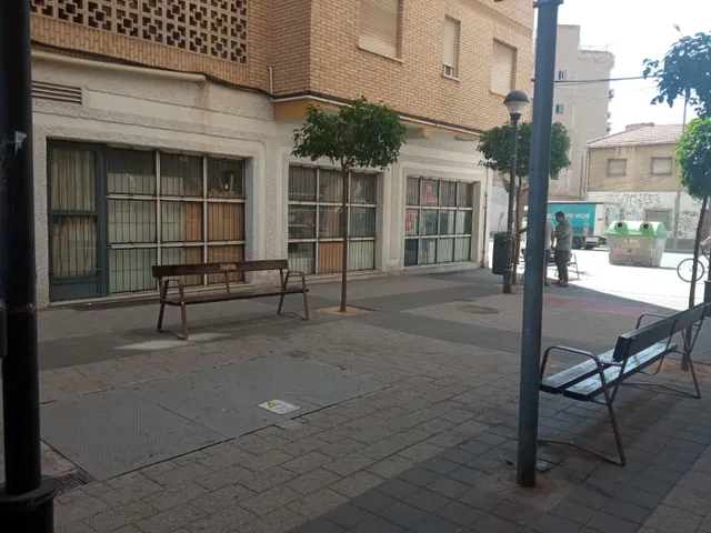 Local comercial Avd. Ciudad de Almería, MURCIA — 4