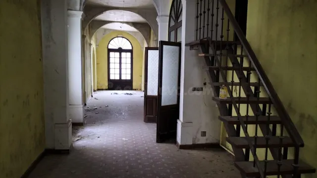 SE VENDE CASONA EN DUEÑAS