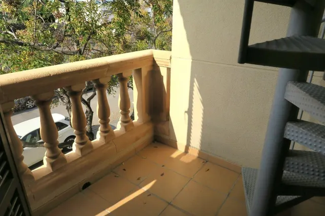 ADOSADO EN ZONA AMANECER AMUEBLADO Y EQUIPADO PRECIO NEGOCIABLE — 16