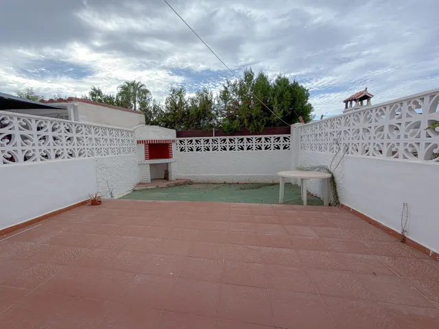 Frutales! Espectacular bungalow con 2 Amplias terrazas en urbanización exclusiva con piscina comunitaria (700 mts playa) — 21
