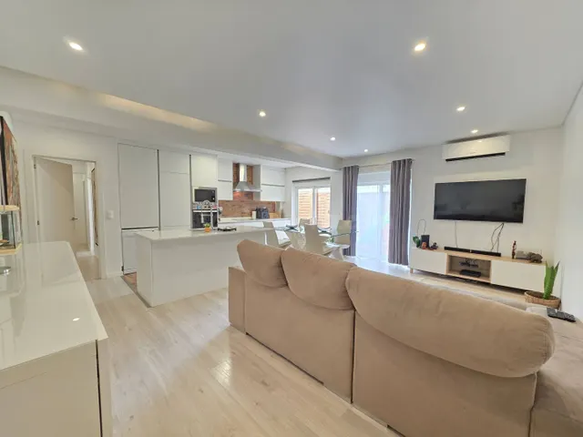 Apartamento 4 habitaciones 117m² en venta - Almada - Cova da - foto 2