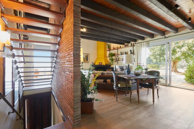 ESPECTACULAR CASA EN LA CORNISA CON VISTAS AL MAR — 10