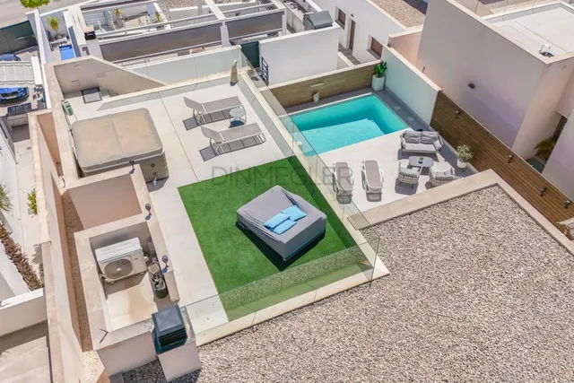 Chalet moderno de 4 dormitorios en Benijófar — 48