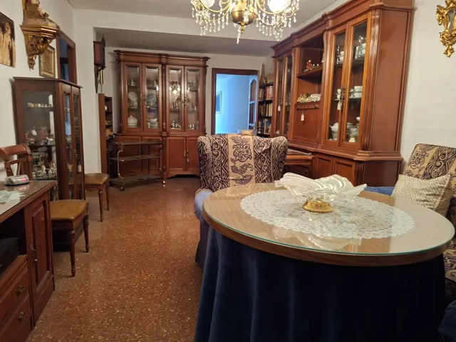 Gran piso en San Andrés con cochera y trastero, Córdoba — 2