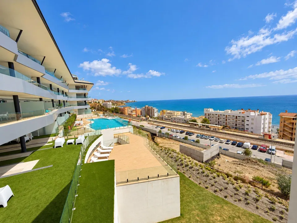 APARTAMENTO CON VISTAS AL MAR EN EL HIGUERÓN – CARVAJAL