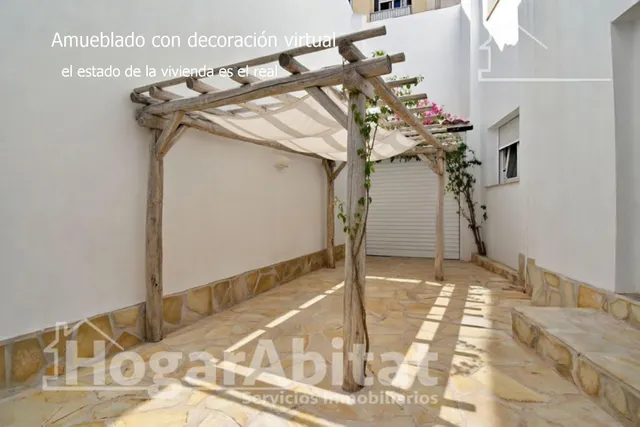 Casa reformada con terraza y garaje en el centro — 13