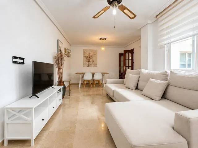 ✨ Vivienda reformada y amueblada a estrenar en pleno centro | Ideal para vivir o invertir — 2