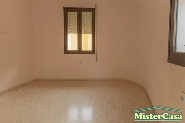 Piso Amplio en Pleno Barrio de Santiago 3 dormitorios y 2 baños — 20