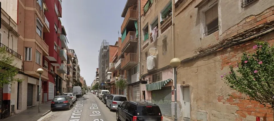 PISO EN BADALONA