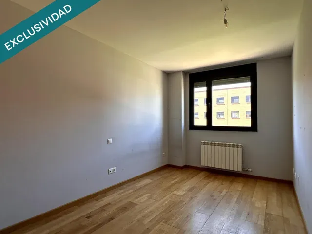 Vivienda VPO de 3 habitaciones con garaje y trastero junto al Olímpico de León — 13