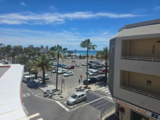Apartamento de 2 Dormitorios en Alquiler – Arguineguín, Sur 