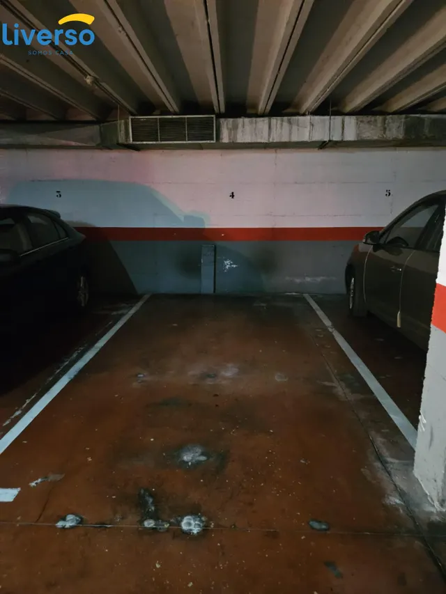 OPORTUNIDAD DE VENTA EN LA ZONA SUR, PISO GRAN TAMAÑO CON GARAJE Y TRASTERO , EXTERIOR!!! — 36