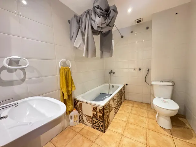 Ático en el centro de Manresa, junto a estación de Renfe y a un precio muy atractivo — 20