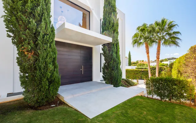 Chalet 7 habitaciones 913m² en venta - Marbella — 48