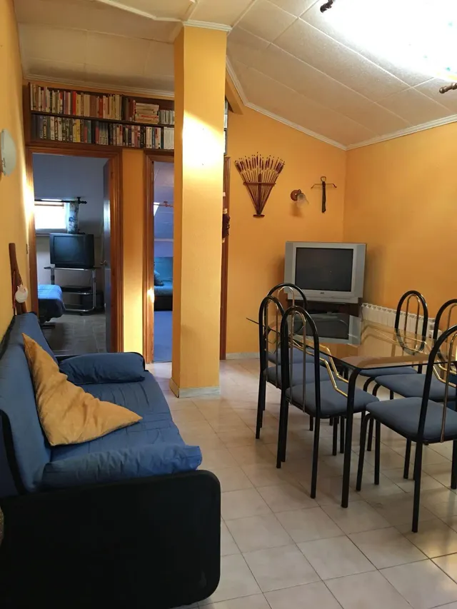 APARTAMENTO 2 DORMITORIOS EN VILLADANGOS ÚLTIMA PLANTA — 36