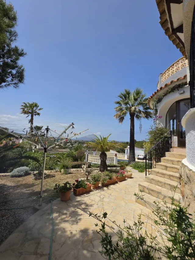 Encantadora villa en la prestigiosa zona de Balcón al Mar, Jávea — 43