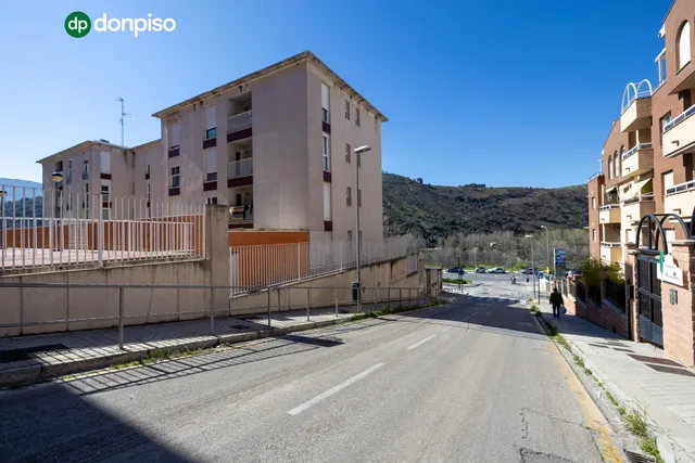 VPO - PISO DE 2 habitaciones CON GARAJE, TRASTERIO Y PATIO DE 82 M2 — 23