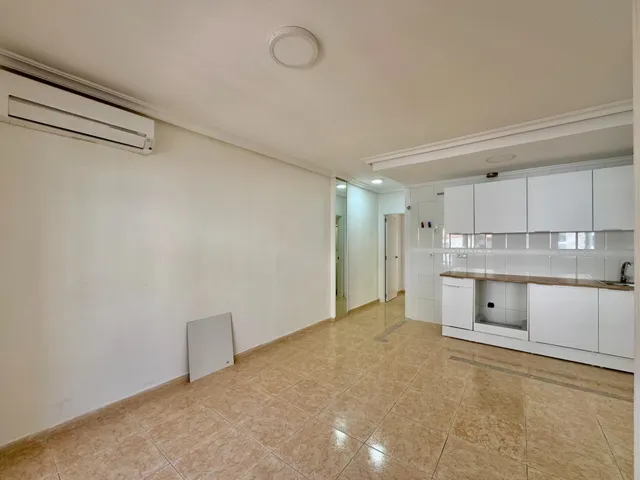 moderno apartamento en el corazón de torrevieja — 12
