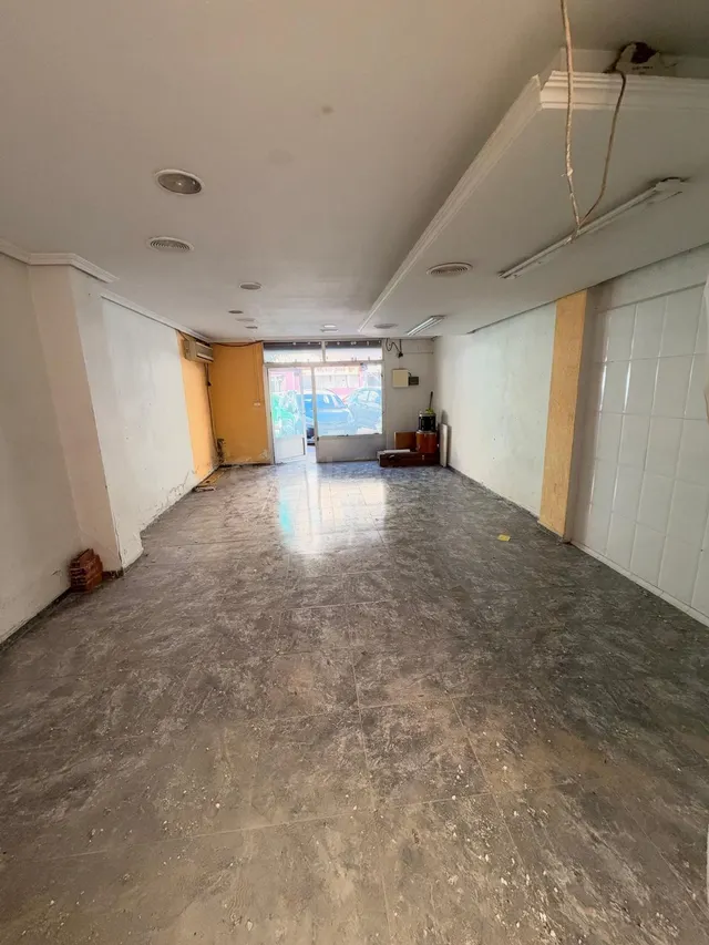 LOCAL COMERCIAL DIÁFANO DE 42 M2 EN SANTIAGO EL MAYOR – ¡MÚL - foto 4