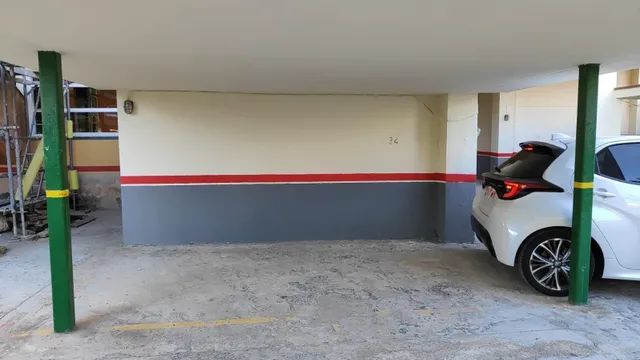 Plaza de parking en Paseo Marítimo — 4