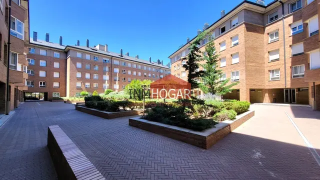 APARTAMENTO CON TERRAZA EN HERVENCIAS