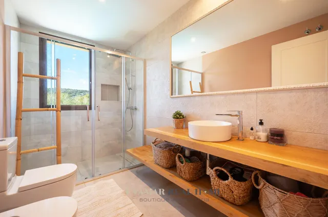 Moderna Villa con Vistas a la Serra de Tramuntana en Bunyola – Eficiencia y Diseño — 9