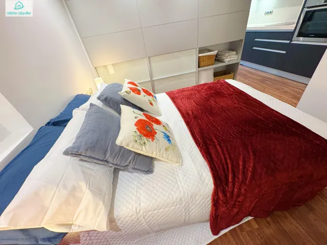 ELEGANCIA MEDITERRÁNEA A POCOS METROS DE LA ARENA DORADA — 34