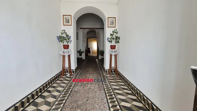 CASA CON BUEN PATIO EN LOS BLAZQUEZ — 4