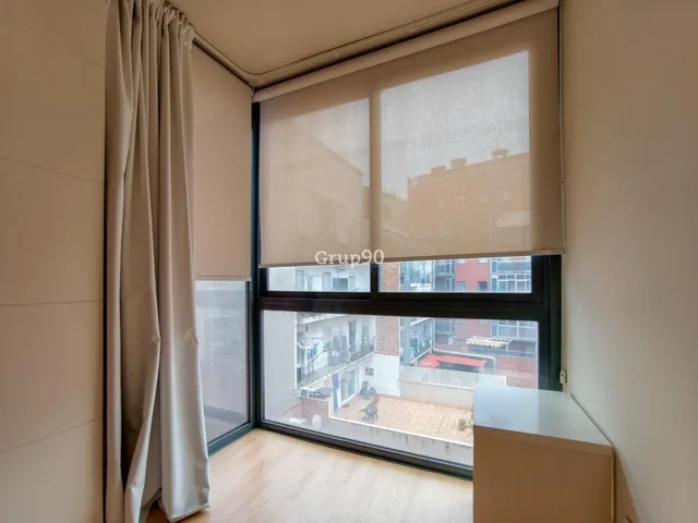 ÁTICO DÚPLEX CON TERRAZA PRIVADA JUNTO A RICARD VINYES — 24
