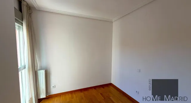 ESTUDIO HOME MADRID OFRECE vivienda de 99 m2 construidos, en urbanización cerrada, en la zona de Montecarmelo. — 17