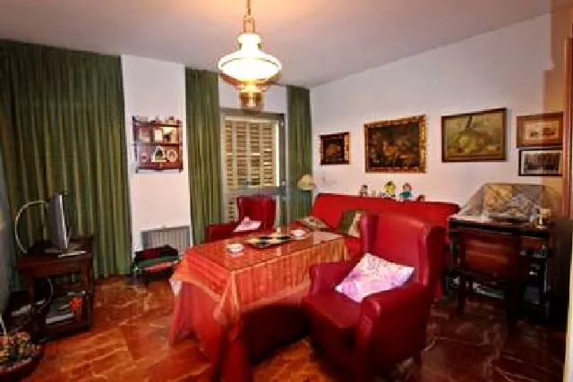 Gran piso en venta en edificio señorial, situado en el centro de Sevilla. — 10