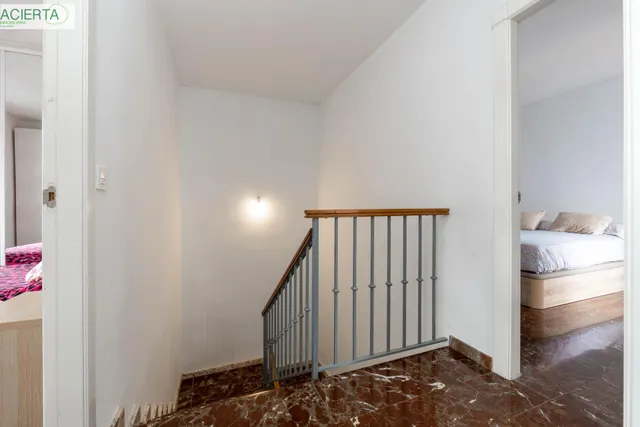 Encantadora Casa Reformada en Ogijares con Vistas y Espacios para Disfrutar — 22