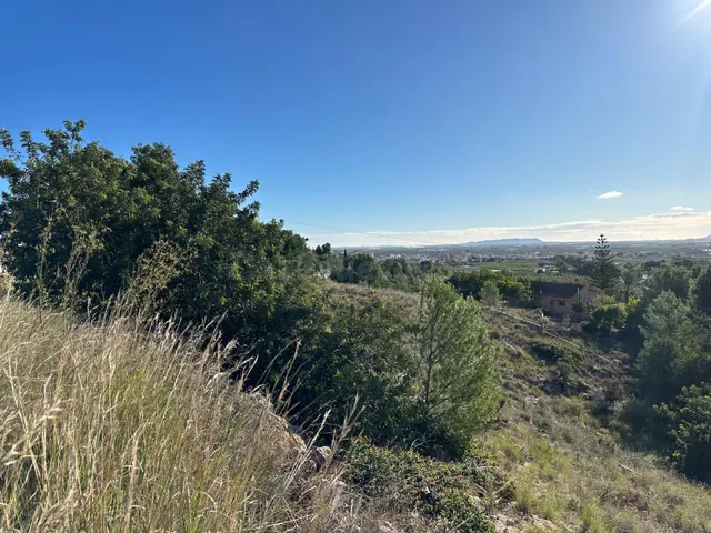 Terreno disponible en Urbanizacion Los Lagos — 4