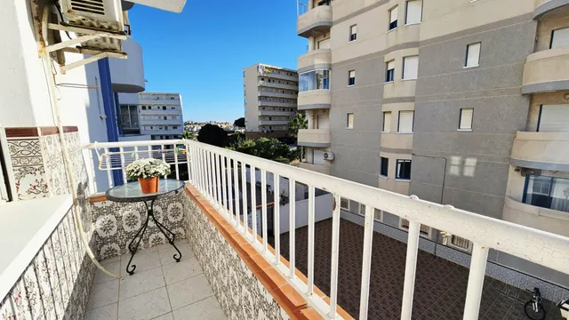 Estudio con piscina. parquing y vista al mar — 19