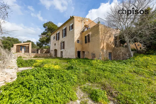 SE VENDE EXCLUSIVA FINCA RÚSTICA EN FELANITX