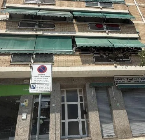 SE VENDE piso OKUPA en C Calle Maria Palau 25 de Granollers  - foto 3