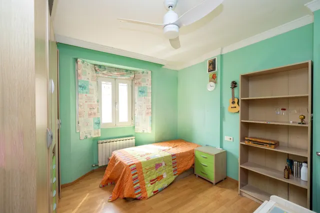 ESPECTACULAR VIVIENDA ADOSADA DE 4 DORMITORIOS CON SÓTANO, TERRAZAS Y PATIO EN GRANADA — 13