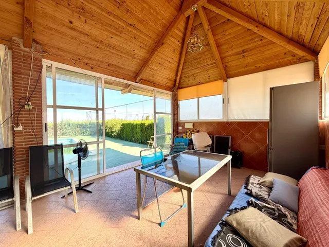 Finca en Mollina con casa, piscina, pista de tenis y 7.000 m2 de olivar. — 32