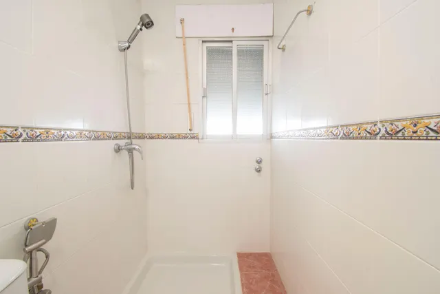 Venta de chalet en las mogarizas con 1125 metros de parcela urbano — 24