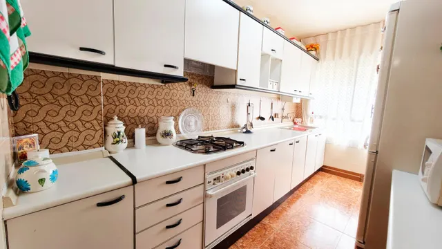 ¡¡ GRAN OPORTUNIDAD EN MEDINA AZAHARA !! PISO EXTERIOR DE TR - foto 5
