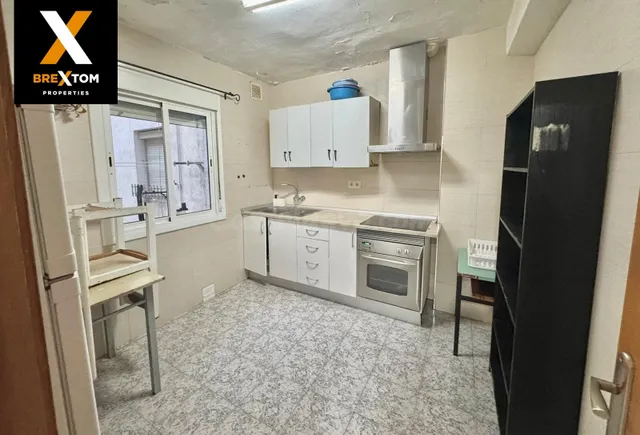 VIVIENDA JUNTO A LA ESCUELA DE IDIOMAS DE MURCIA