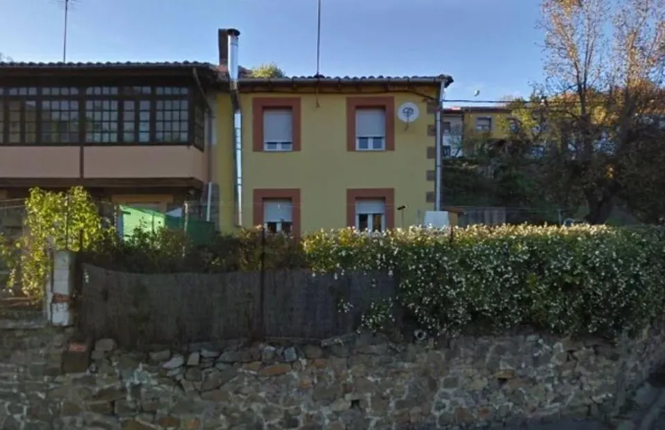 CASA EN SABERO